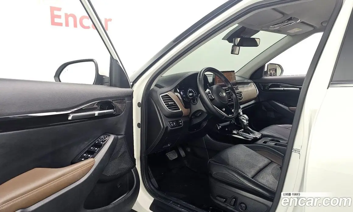 Kia Seltos 2020 1.6 автомат (гидро), фото 13 Kia Seltos 2020 1.6 автомат (гидро), фото 13