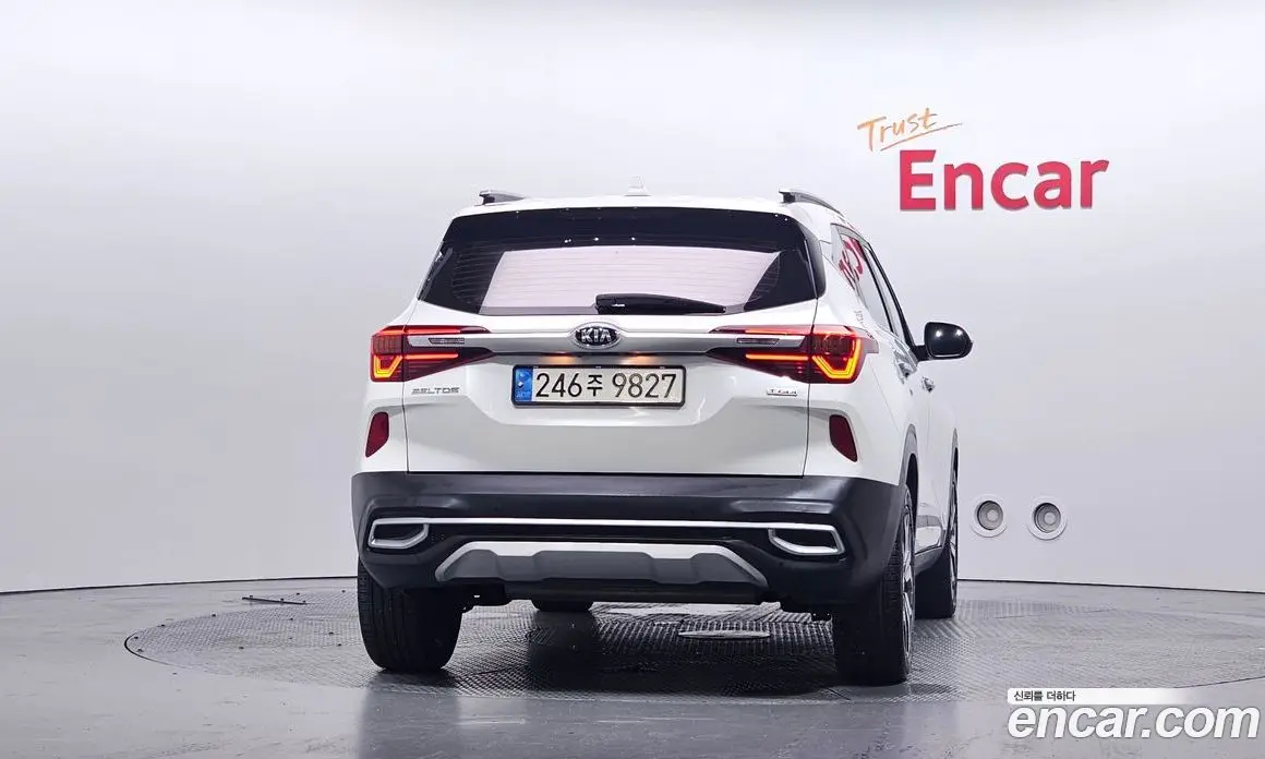 Kia Seltos 2020 1.6 автомат (гидро), фото 4 Kia Seltos 2020 1.6 автомат (гидро), фото 4