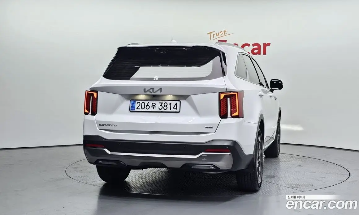 Kia Sorento 2024 1.6 автомат (гидро), фото 4