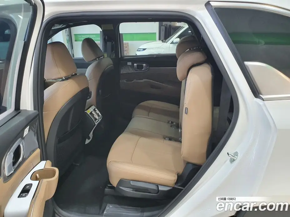 Kia Sorento 2026 1.6 автомат (гидро), фото 6 Kia Sorento 2026 1.6 автомат (гидро), фото 6