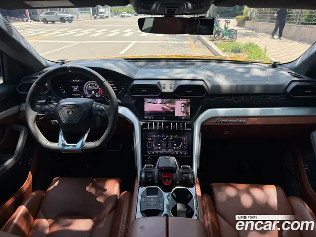 Lamborghini Urus 2019 4.0 автомат (гидро), миниатюра 5