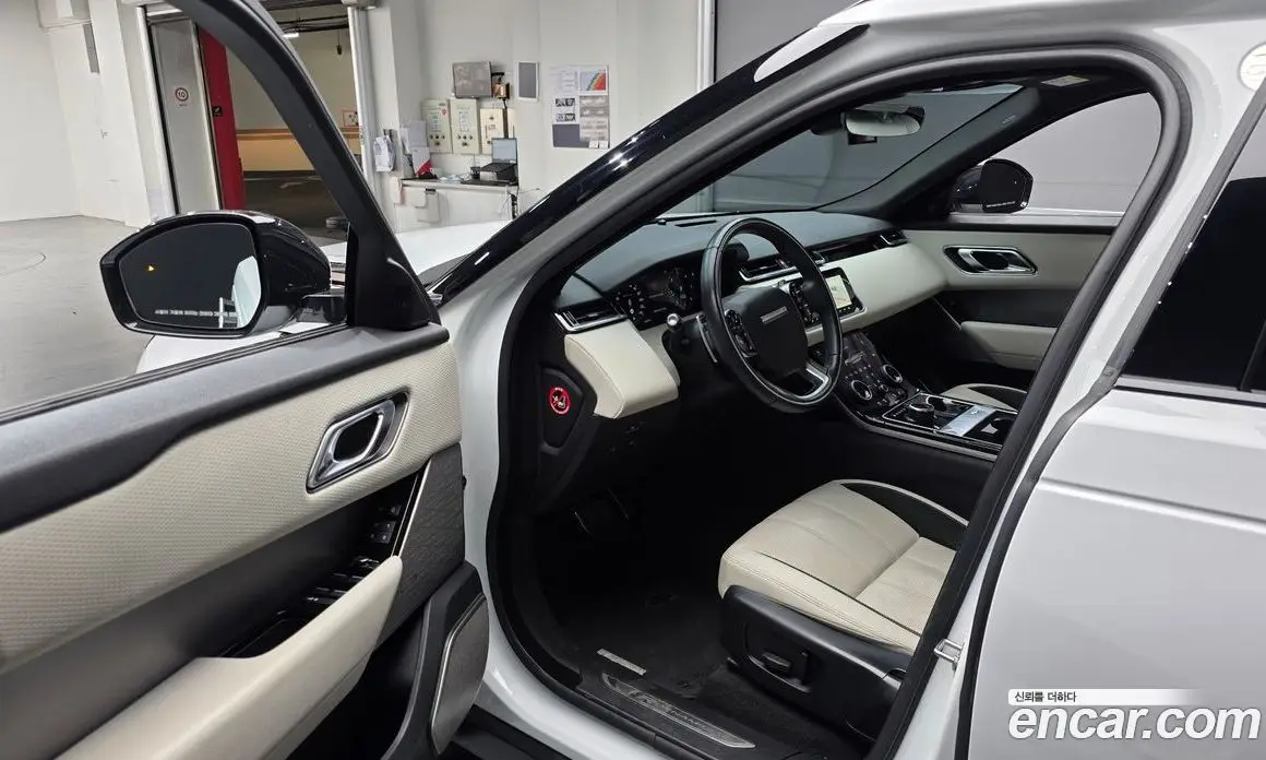 Land Rover Range Rover Velar 2019 2.0 автомат (гидро), фото 13