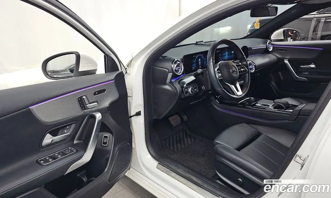 Mercedes-Benz A-Class 2020 2.0 автомат (гидро), фото 13