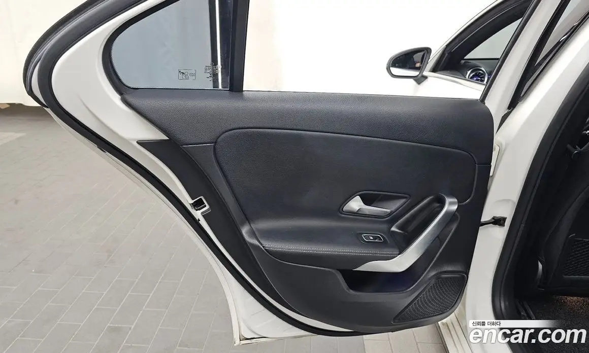 Mercedes-Benz A-Class 2020 2.0 автомат (гидро), фото 15