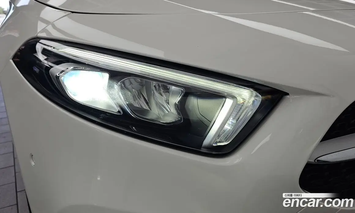 Mercedes-Benz A-Class 2020 2.0 автомат (гидро), фото 8