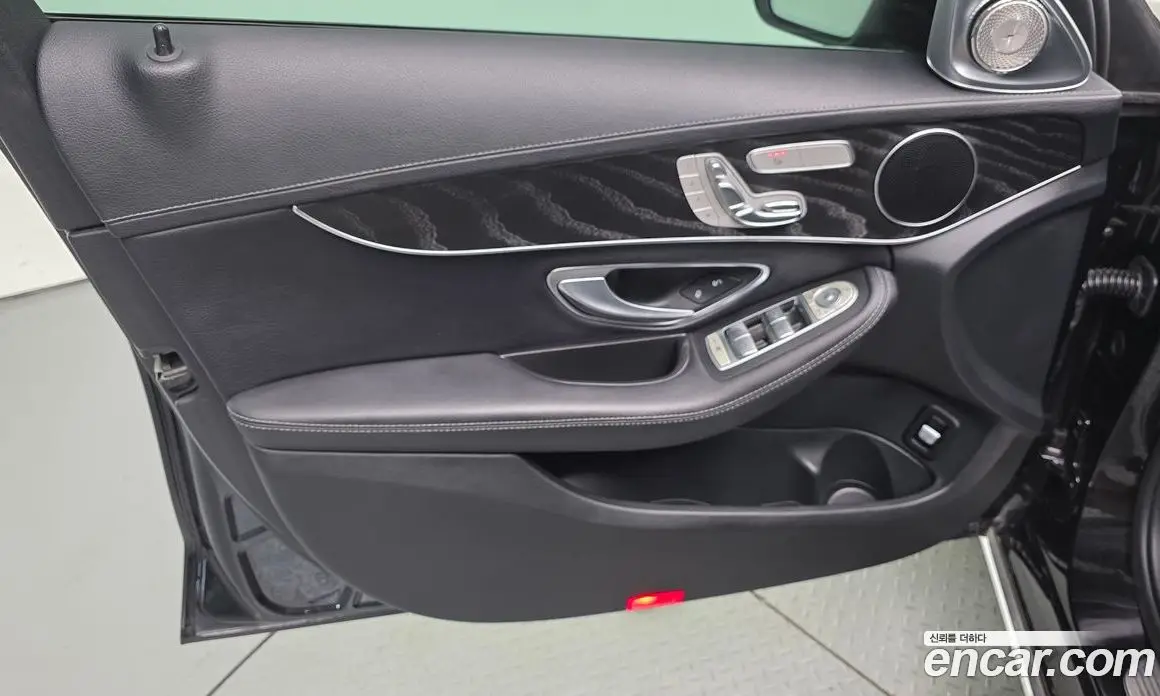 Mercedes-Benz C-Class 2019 1.9 автомат (гидро), фото 14 Mercedes-Benz C-Class 2019 1.9 автомат (гидро), фото 14