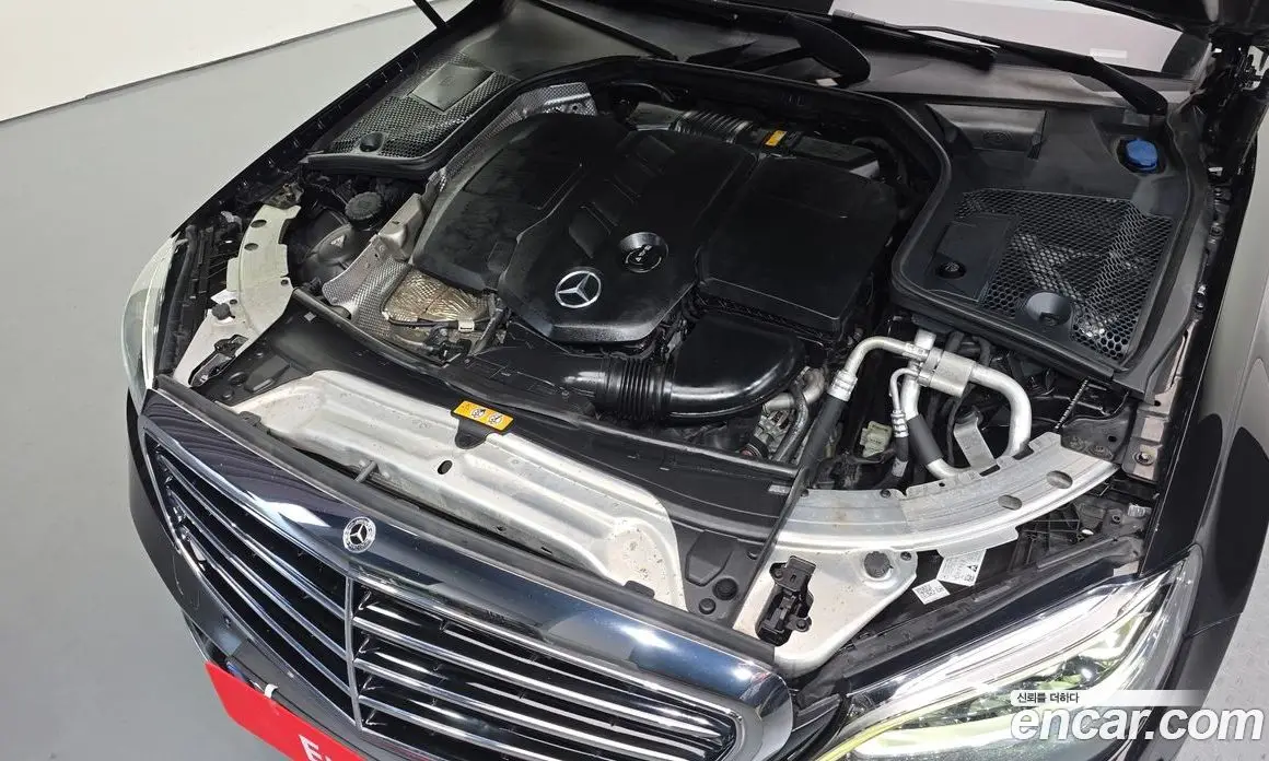 Mercedes-Benz C-Class 2019 1.9 автомат (гидро), фото 6 Mercedes-Benz C-Class 2019 1.9 автомат (гидро), фото 6