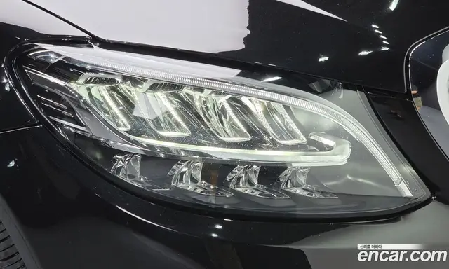 Mercedes-Benz C-Class 2019 1.9 автомат (гидро), миниатюра 8 Mercedes-Benz C-Class 2019 1.9 автомат (гидро), миниатюра 8