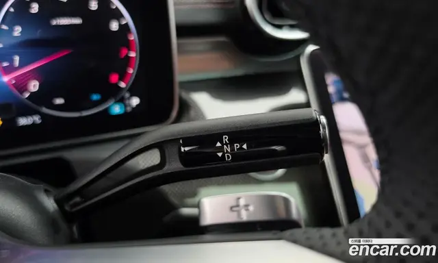 Mercedes-Benz C-Class 2023 2.0 автомат (гидро), миниатюра 12