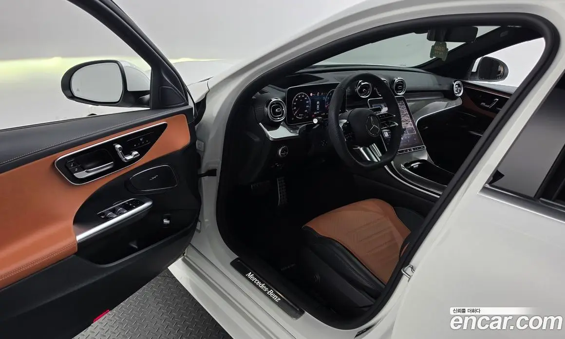 Mercedes-Benz C-Class 2023 2.0 автомат (гидро), фото 13