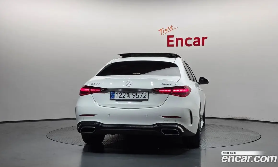Mercedes-Benz C-Class 2023 2.0 автомат (гидро), фото 4