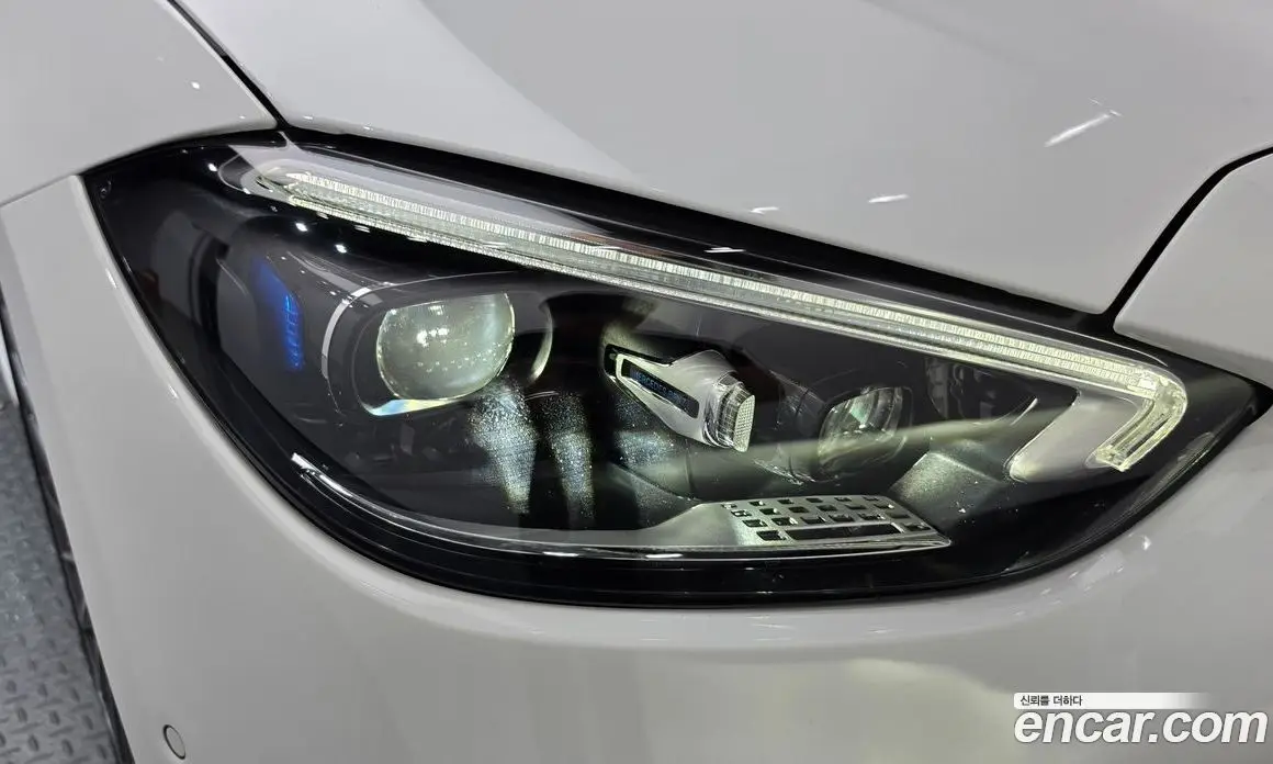 Mercedes-Benz C-Class 2023 2.0 автомат (гидро), фото 8