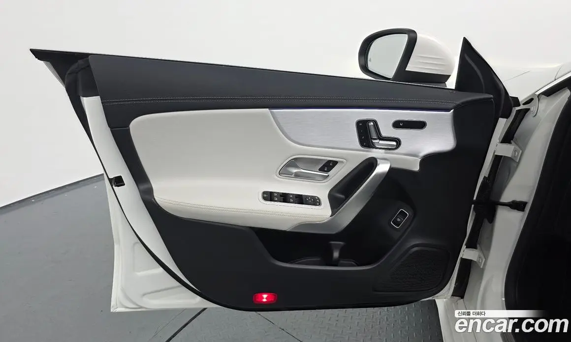 Mercedes-Benz CLA-Class 2020 2.0 автомат (гидро), фото 13