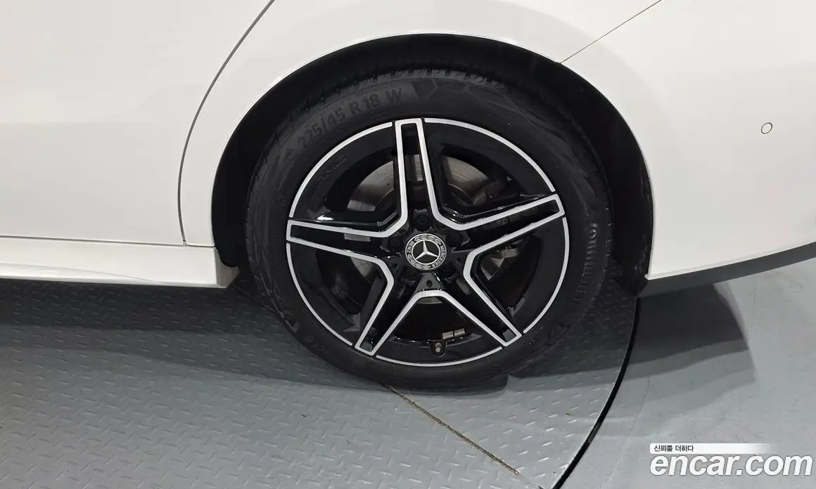 Mercedes-Benz CLA-Class 2020 2.0 автомат (гидро), фото 6