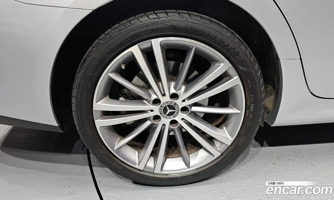 Mercedes-Benz CLS-Class 2019 2.9 автомат (гидро), фото 5