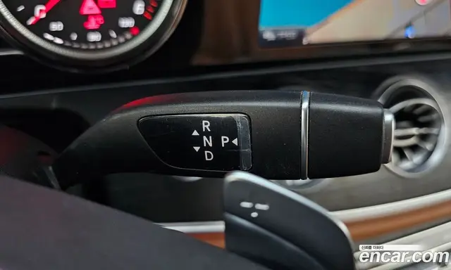 Mercedes-Benz E-Class 2018 1.9 автомат (гидро), миниатюра 12