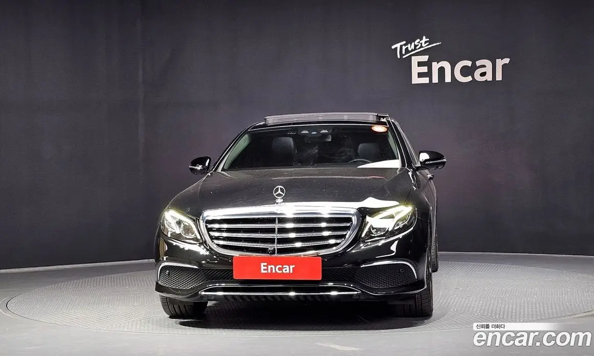 Mercedes-Benz E-Class 2019 2.0 автомат (гидро), фото 3