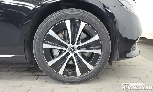 Mercedes-Benz E-Class 2019 2.0 автомат (гидро), миниатюра 7