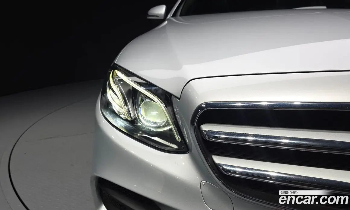 Mercedes-Benz E-Class 2019 2.0 автомат (гидро), фото 8