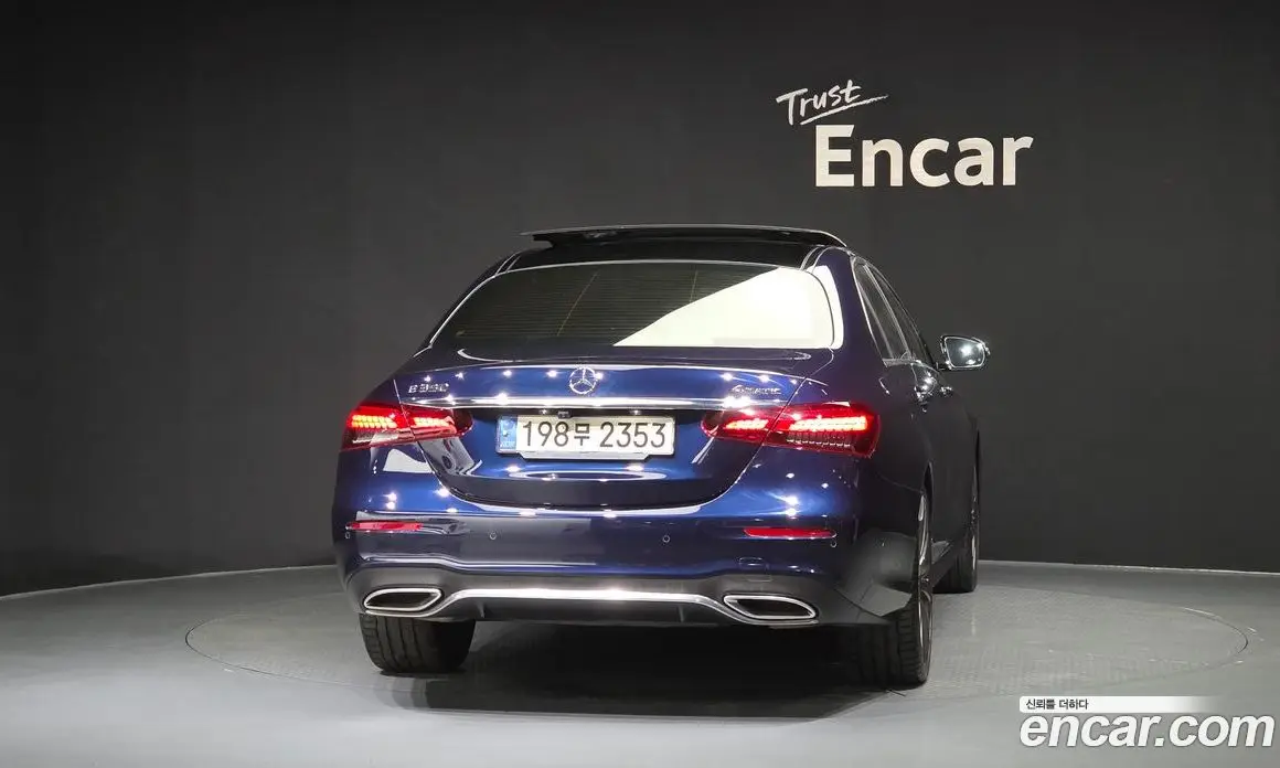 Mercedes-Benz E-Class 2021 2.0 автомат (гидро), фото 4