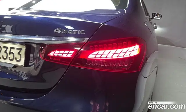 Mercedes-Benz E-Class 2021 2.0 автомат (гидро), миниатюра 9