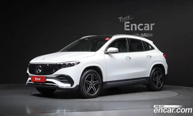 Mercedes-Benz EQA, 2024, 4 951 км