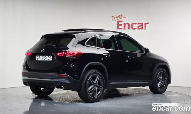 Mercedes-Benz GLA-Class 2020 2.0 автомат (гидро), миниатюра 2