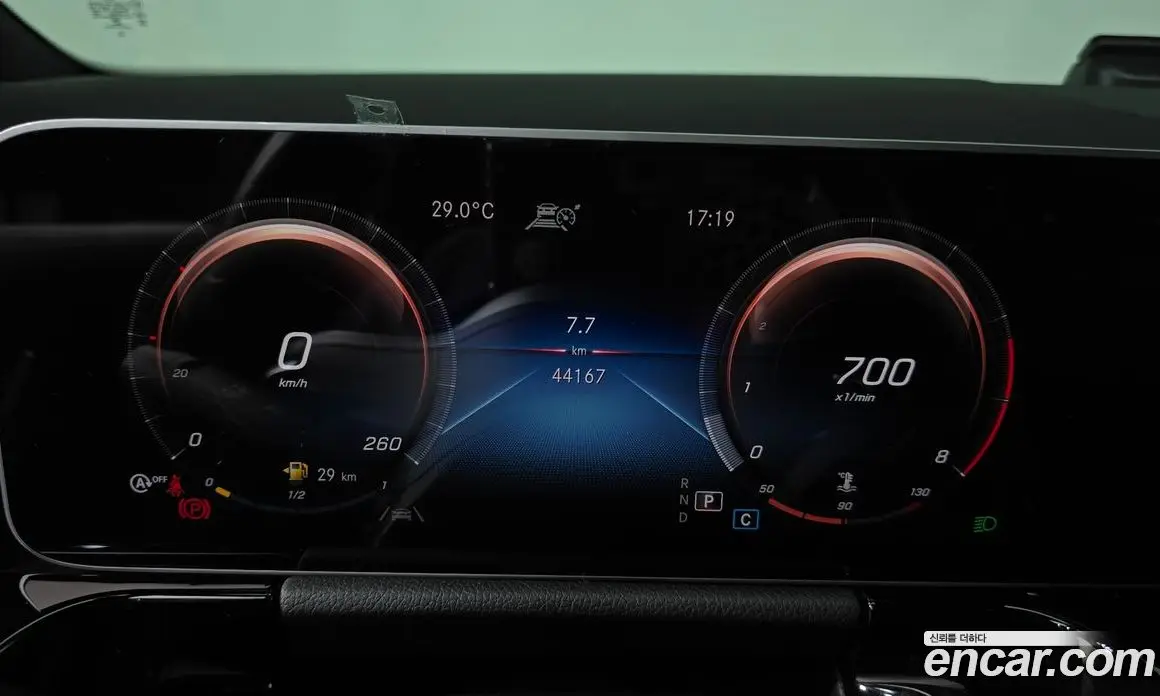 Mercedes-Benz GLA-Class 2020 2.0 автомат (гидро), фото 11