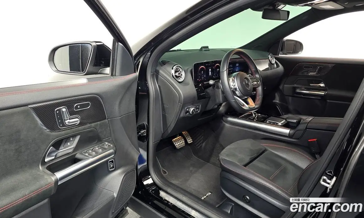 Mercedes-Benz GLA-Class 2020 2.0 автомат (гидро), фото 13