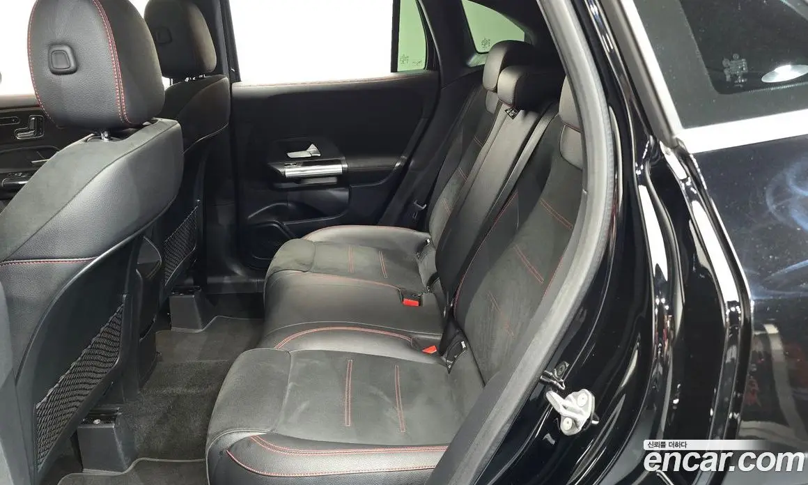 Mercedes-Benz GLA-Class 2020 2.0 автомат (гидро), фото 17