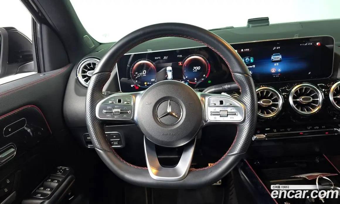 Mercedes-Benz GLA-Class 2020 2.0 автомат (гидро), фото 19