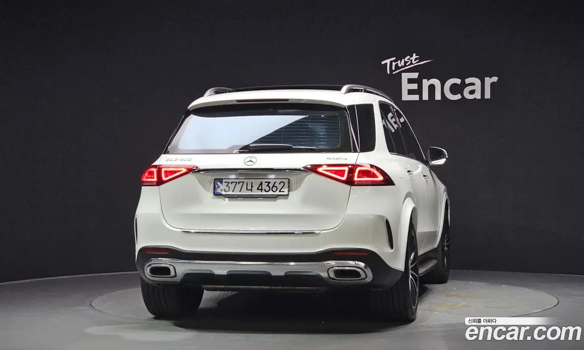 Mercedes-Benz GLE-Class 2023 3.0 автомат (гидро), фото 4