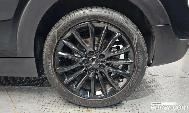 Mini Clubman 2024 1.5 автомат (гидро), миниатюра 6 Mini Clubman 2024 1.5 автомат (гидро), миниатюра 6