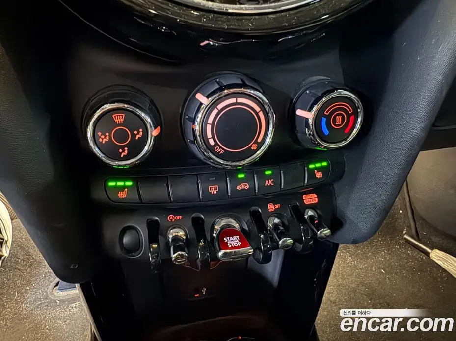 Mini Cooper 2021 1.5 автомат (гидро), фото 16 Mini Cooper 2021 1.5 автомат (гидро), фото 16