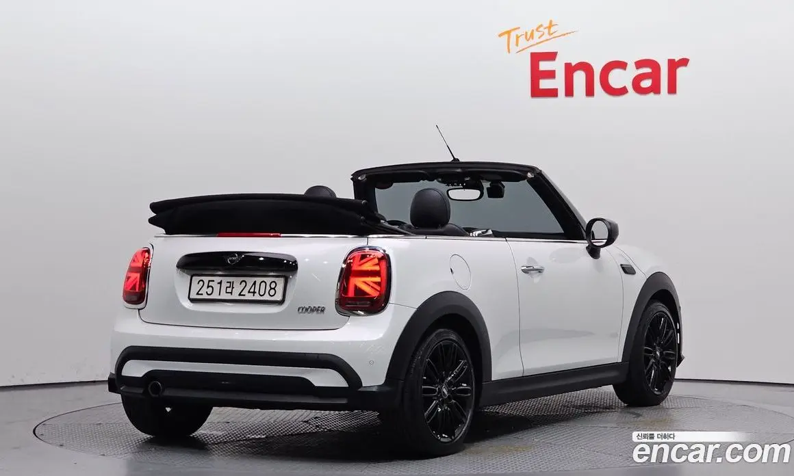 Mini Cooper Convertible 2024 1.5 автомат (гидро), фото 2 Mini Cooper Convertible 2024 1.5 автомат (гидро), фото 2