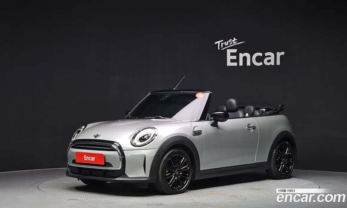 Mini Cooper Convertible 2024 1.5 автомат (гидро), фото 1 Mini Cooper Convertible 2024 1.5 автомат (гидро), фото 1