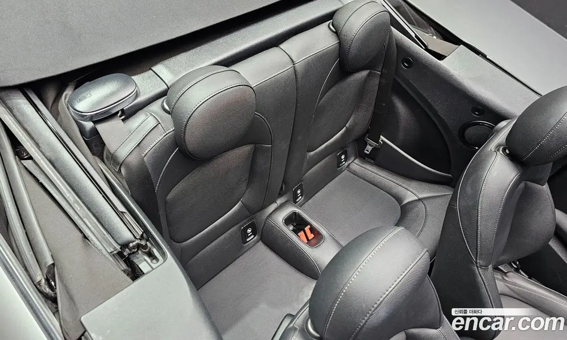 Mini Cooper Convertible 2024 1.5 автомат (гидро), фото 17 Mini Cooper Convertible 2024 1.5 автомат (гидро), фото 17