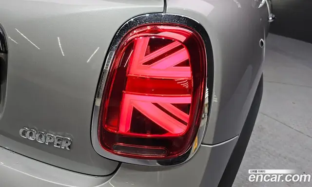Mini Cooper Convertible 2024 1.5 автомат (гидро), миниатюра 9 Mini Cooper Convertible 2024 1.5 автомат (гидро), миниатюра 9