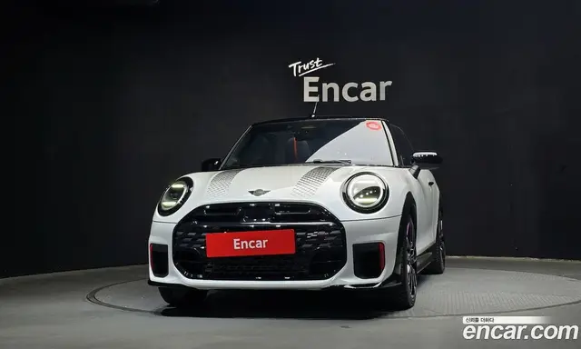 Mini Cooper Convertible 2026 2.0 автомат (гидро), миниатюра 3 Mini Cooper Convertible 2026 2.0 автомат (гидро), миниатюра 3