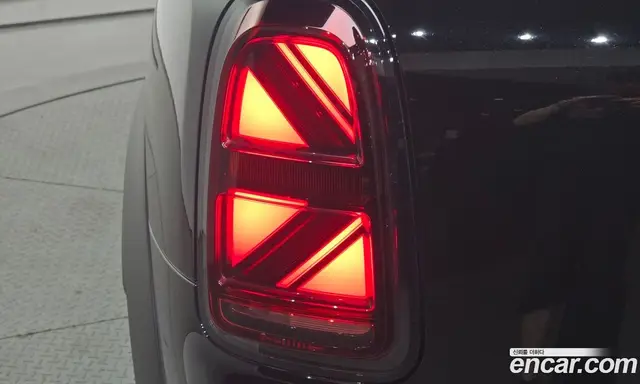 Mini Countryman 2021 2.0 автомат (гидро), миниатюра 9