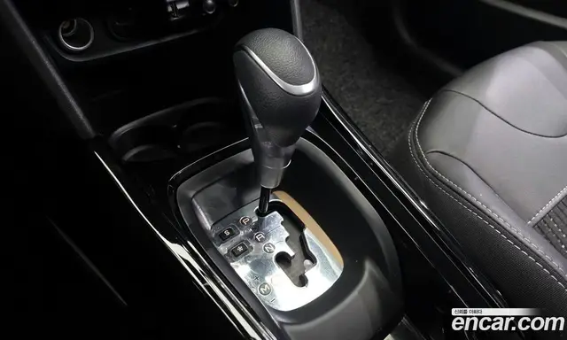 Peugeot 2008 2019 1.5 автомат (гидро), миниатюра 12