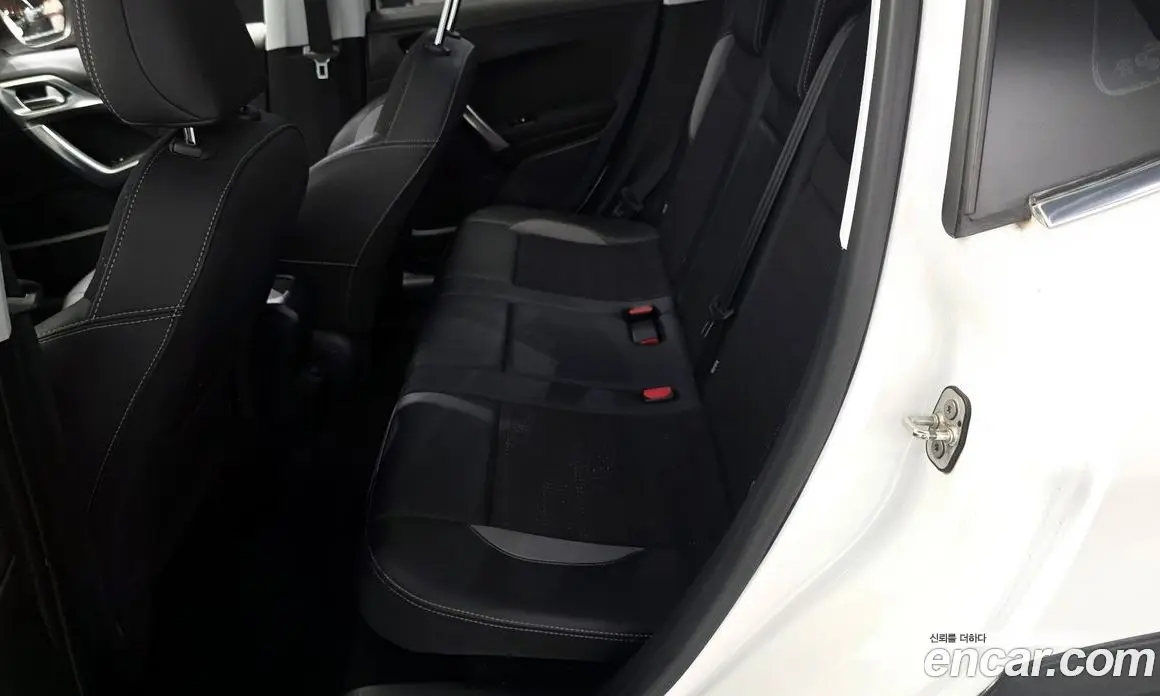Peugeot 2008 2019 1.5 автомат (гидро), фото 18 Peugeot 2008 2019 1.5 автомат (гидро), фото 18