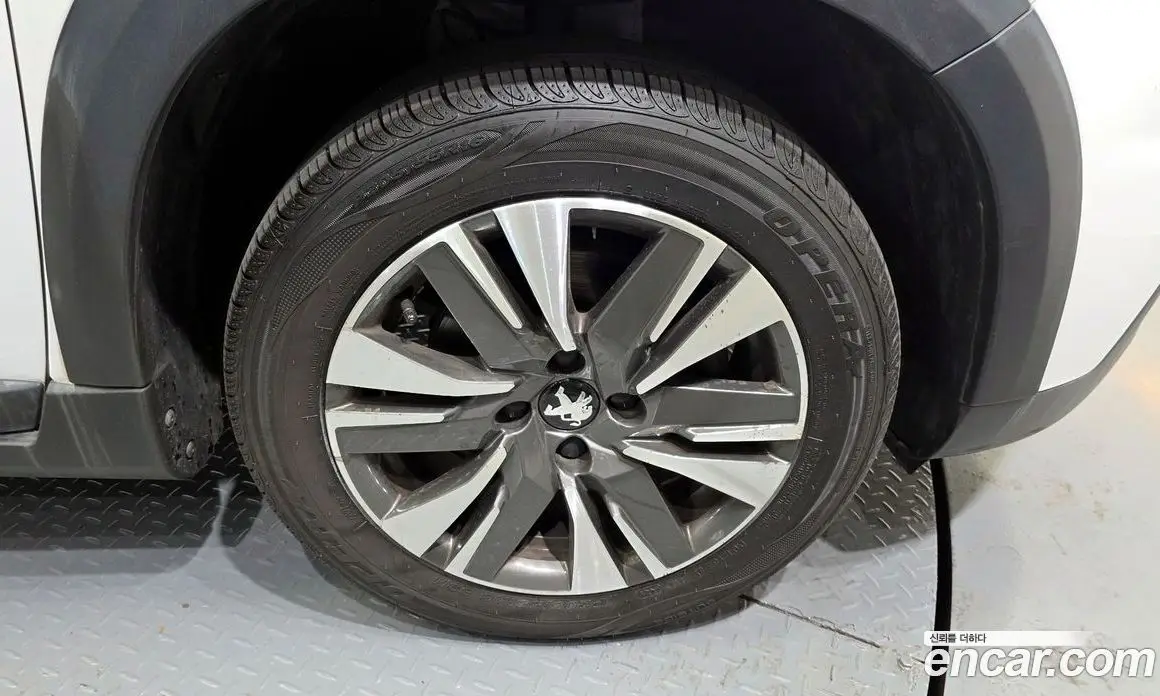 Peugeot 2008 2019 1.5 автомат (гидро), фото 7 Peugeot 2008 2019 1.5 автомат (гидро), фото 7