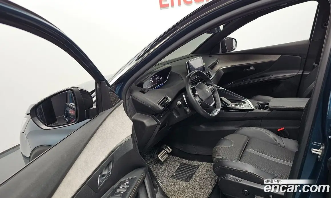 Peugeot 3008 2022 1.2 автомат (гидро), фото 12 Peugeot 3008 2022 1.2 автомат (гидро), фото 12