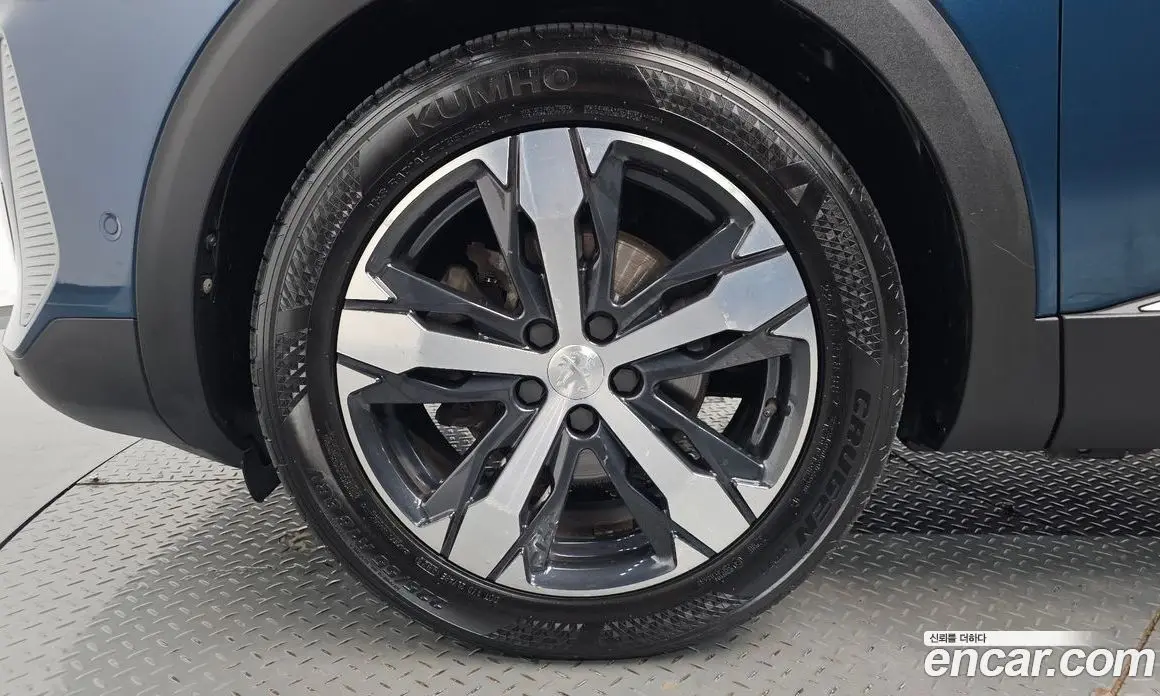 Peugeot 3008 2022 1.2 автомат (гидро), фото 4 Peugeot 3008 2022 1.2 автомат (гидро), фото 4