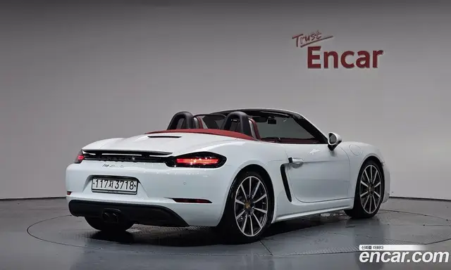 Porsche 718, 2019, 48 202 км