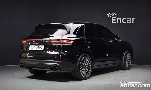 Porsche Cayenne 2019 3.0 автомат (гидро), миниатюра 2