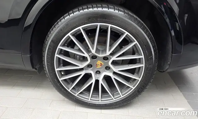 Porsche Cayenne 2019 3.0 автомат (гидро), миниатюра 7