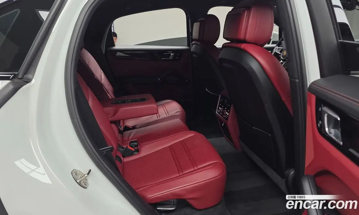 Porsche Cayenne 2021 3.0 автомат (гидро), фото 16 Porsche Cayenne 2021 3.0 автомат (гидро), фото 16