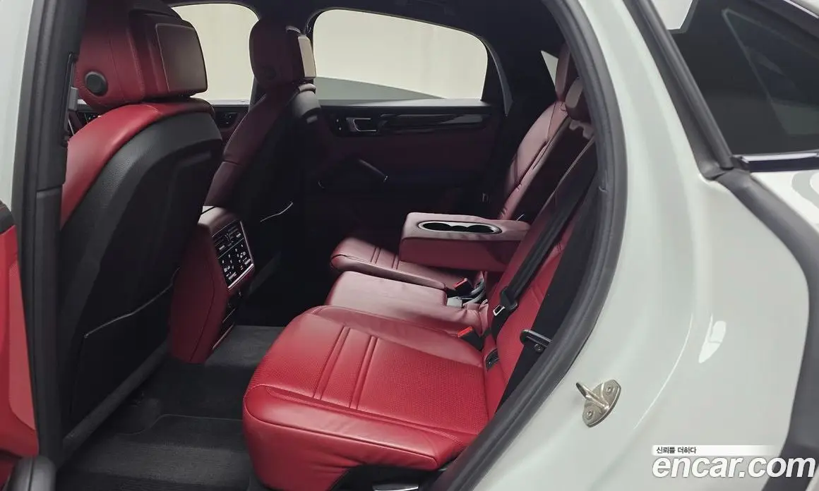 Porsche Cayenne 2021 3.0 автомат (гидро), фото 18 Porsche Cayenne 2021 3.0 автомат (гидро), фото 18